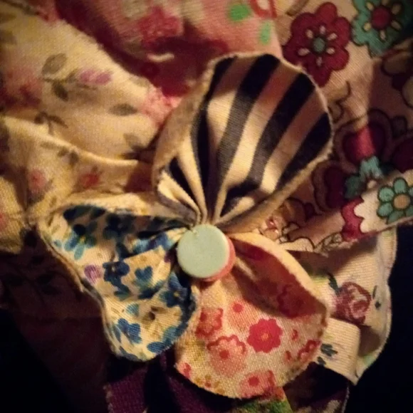 Irregular Choice Flower Heels (6) - Picture 4 of 7